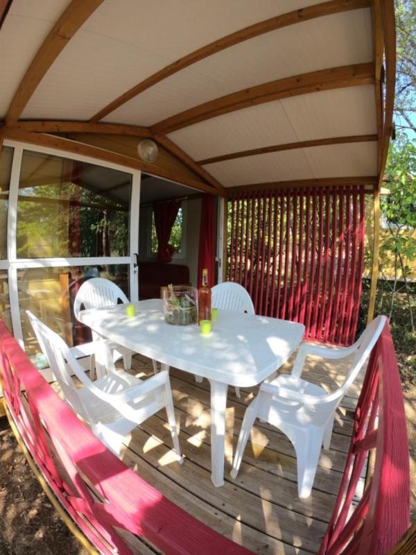 Camping Maeva Escapades Au P'Tit Bonheur Peyrillac-et-Millac المظهر الخارجي الصورة
